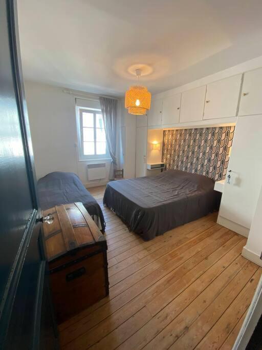 Maison A 50m, Centre Avec Sa De *